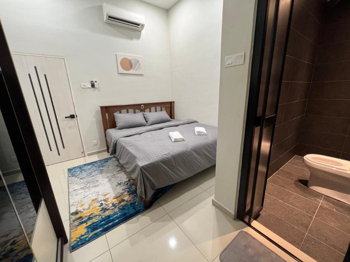 R3Trohouse 3Br 8Pax Ps4,Pool Table,Netflix Villa Kuantan Exteriör bild